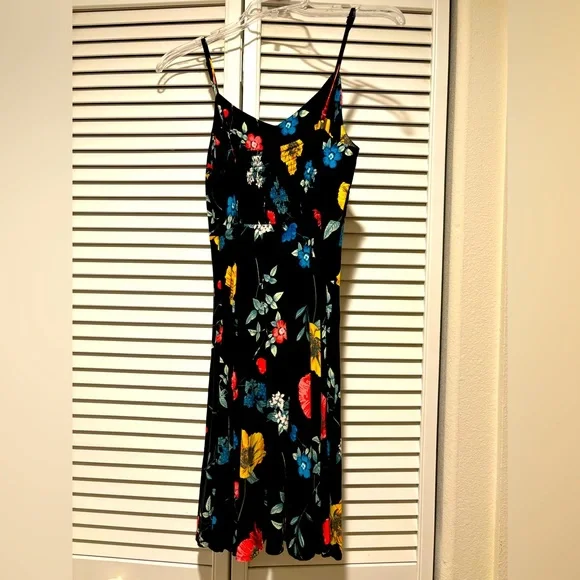 fit and flare old navy dress Old Navy Women Fit & Flare Classic Cute Stylist Floral Cami Summer Sun –  JNL Trading main image 0